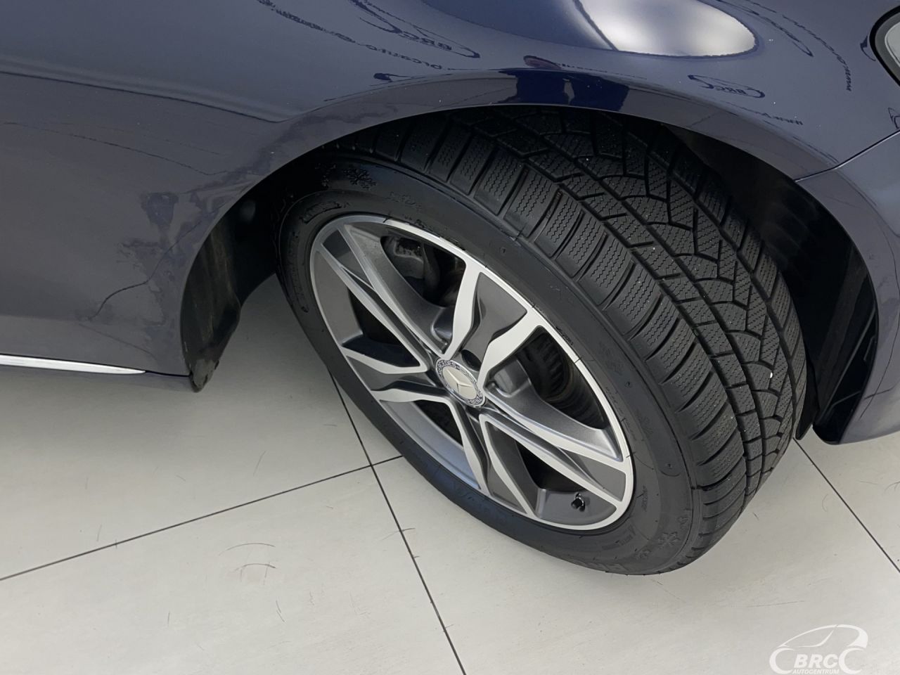 Mercedes-Benz C250 | 35