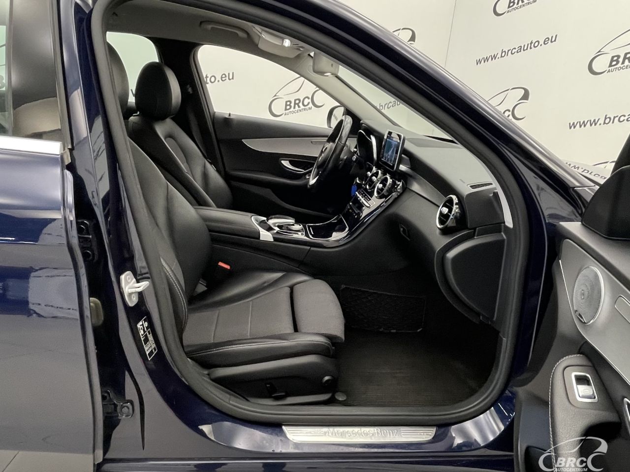 Mercedes-Benz C250 | 41