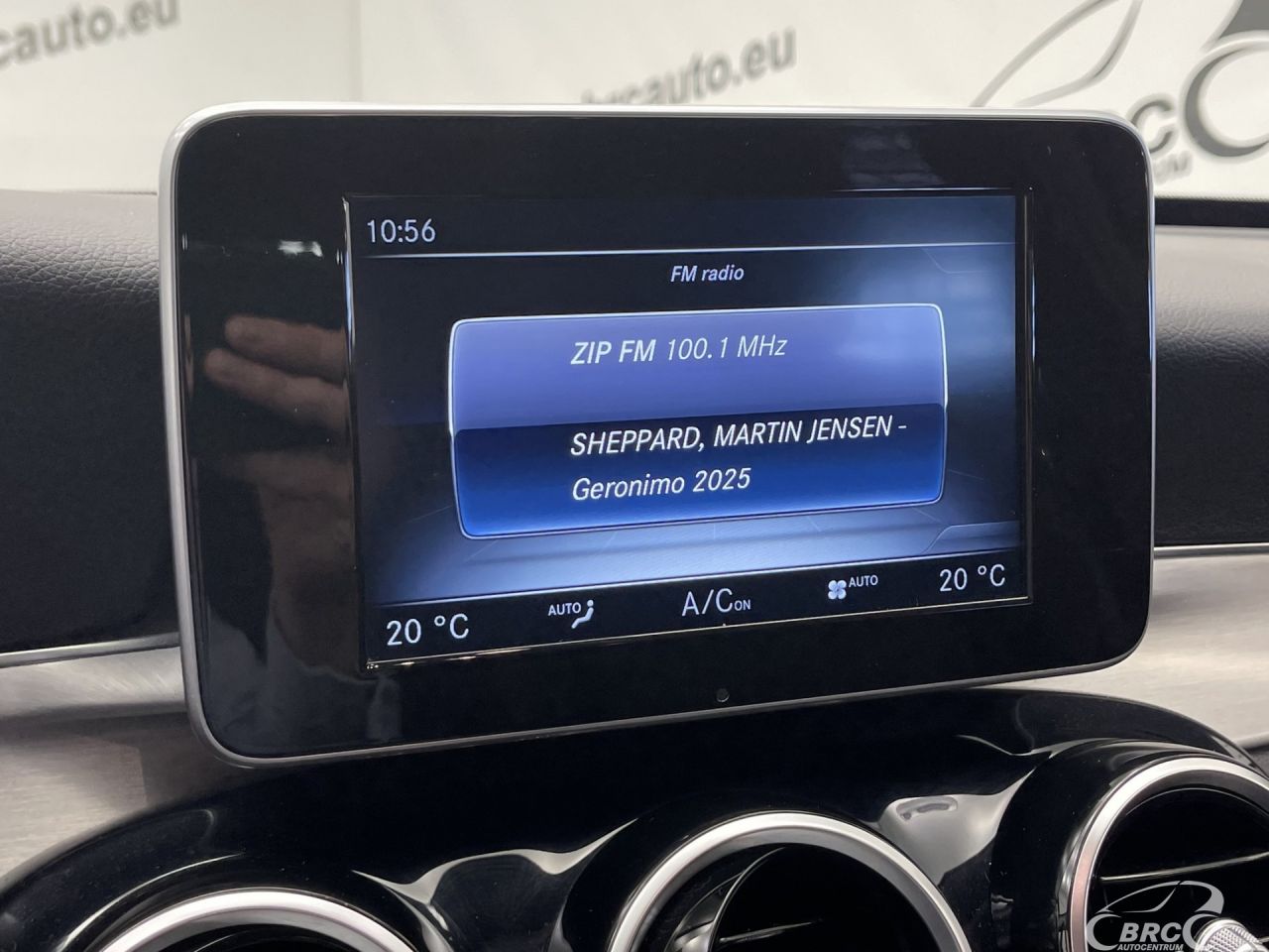 Mercedes-Benz C250 | 26