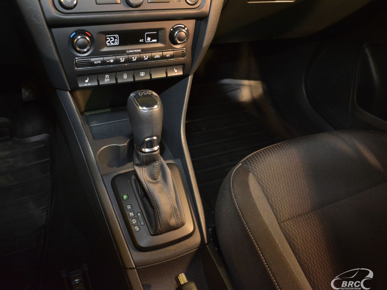 Skoda Rapid | 17