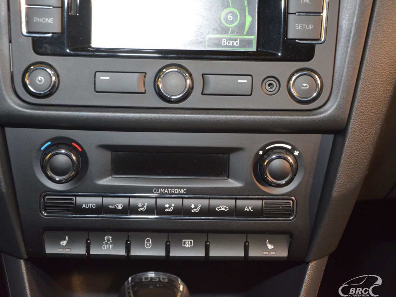 Skoda Rapid | 10