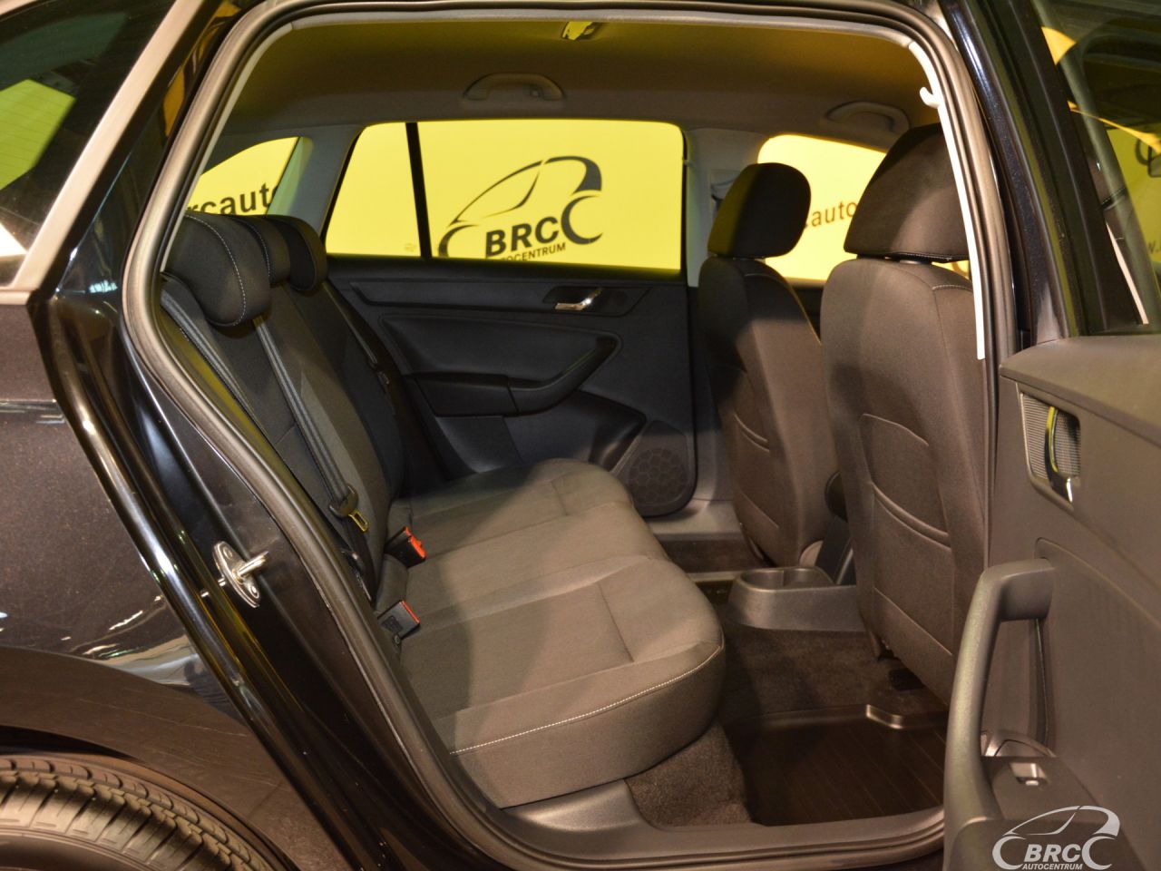 Skoda Rapid | 5