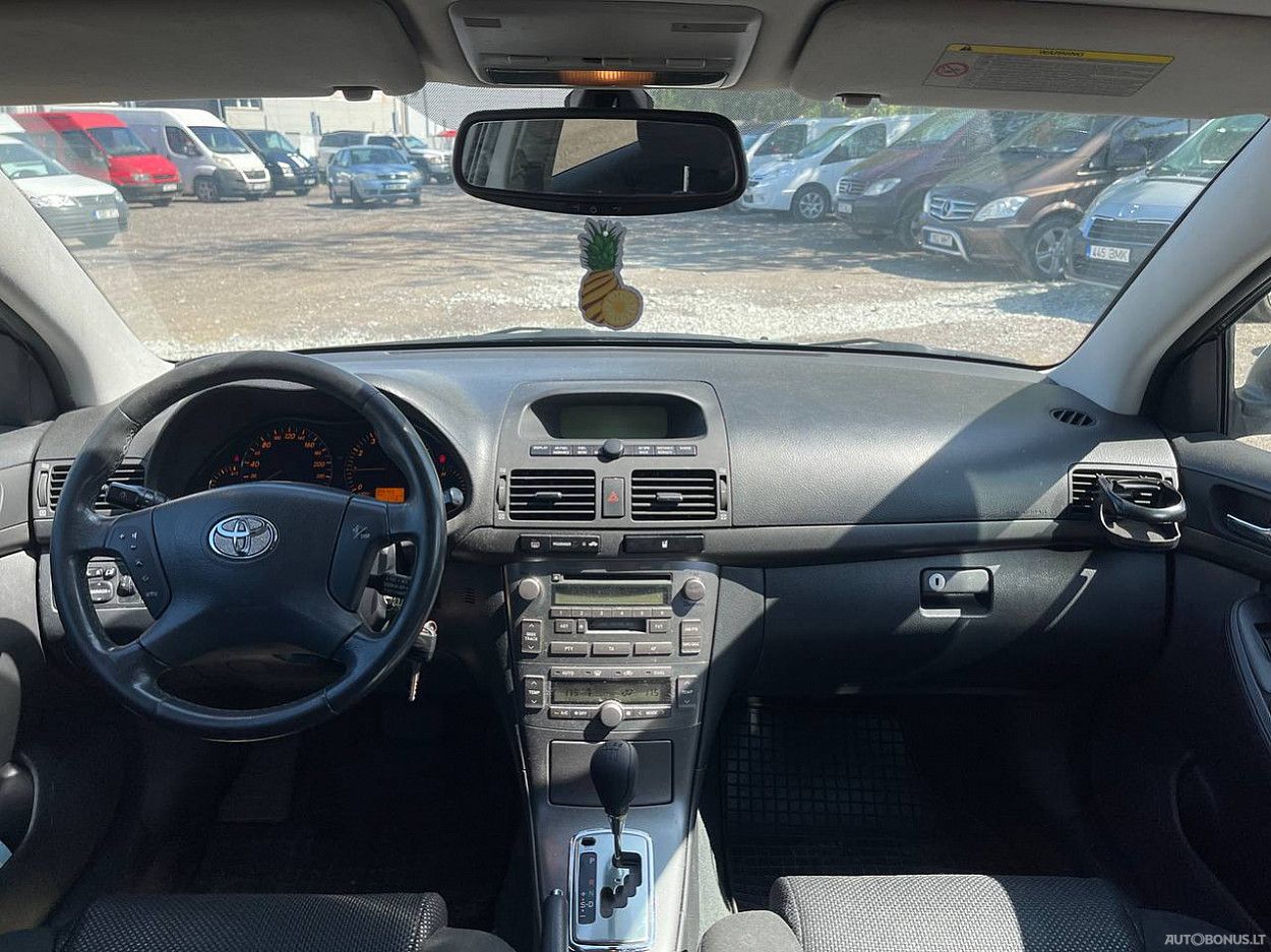 Toyota Avensis | 4