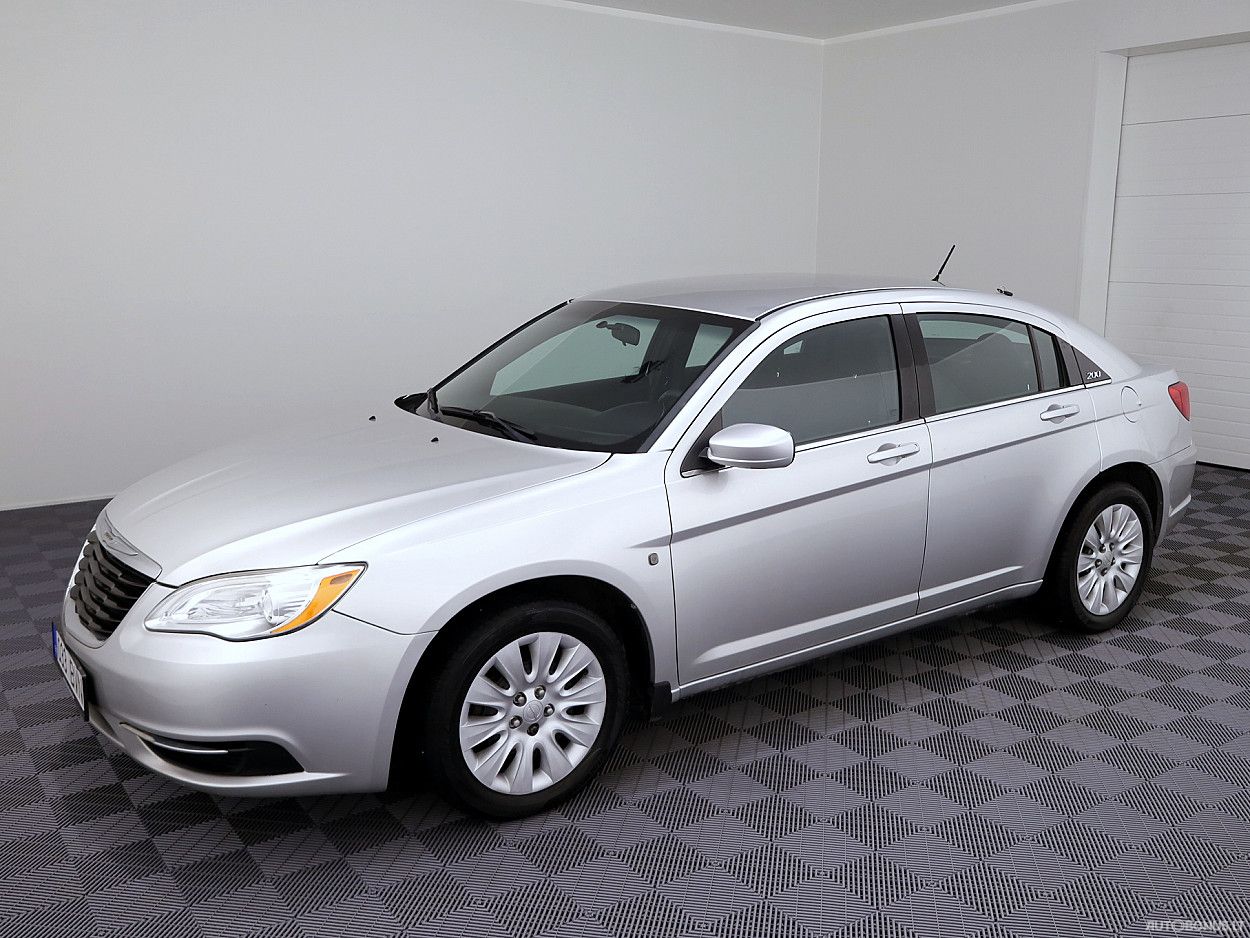 Chrysler 200 | 1