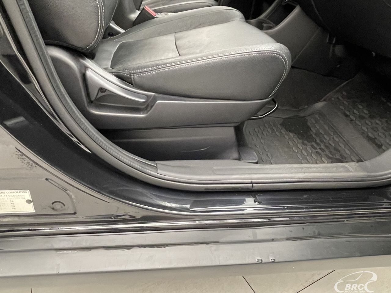 Mitsubishi Outlander | 5