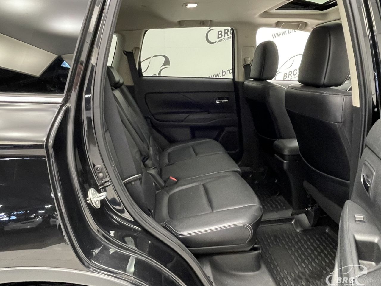 Mitsubishi Outlander | 8