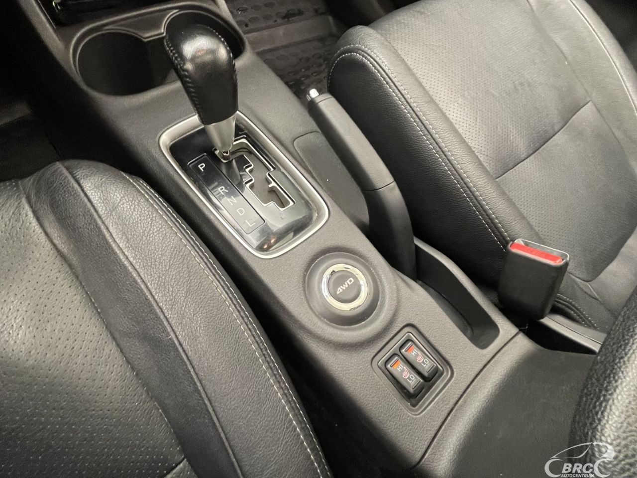 Mitsubishi Outlander | 26
