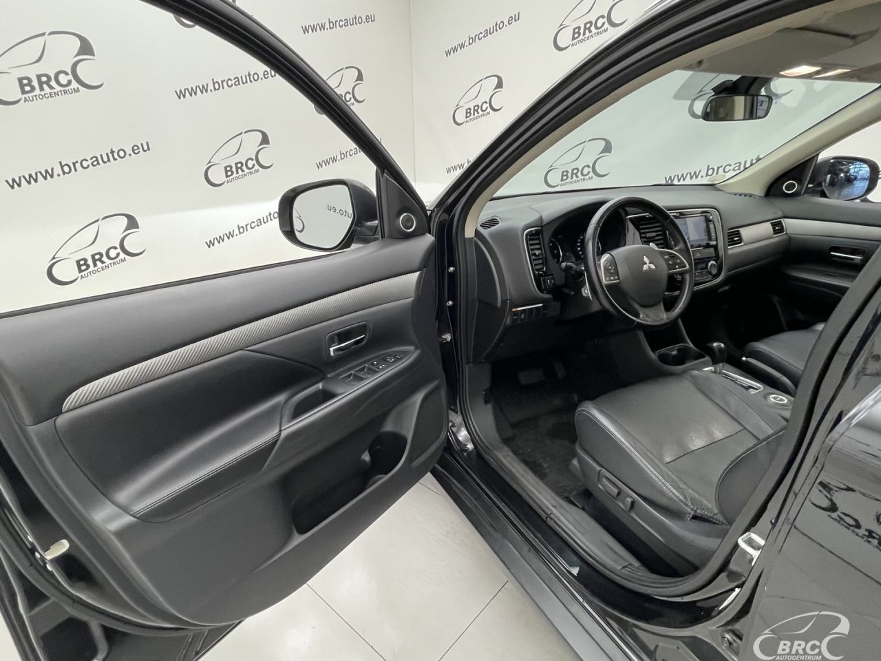 Mitsubishi Outlander | 18