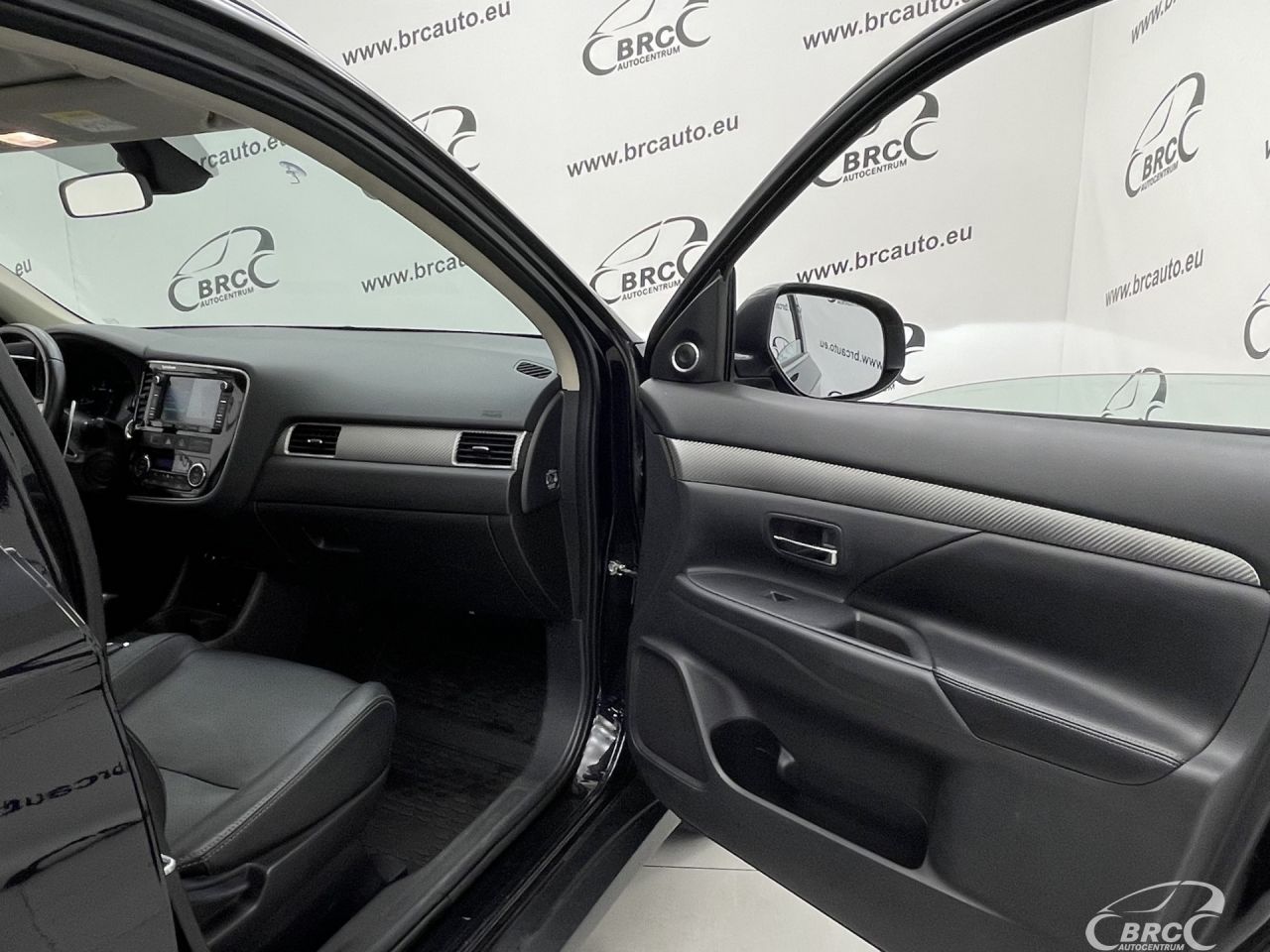 Mitsubishi Outlander | 7