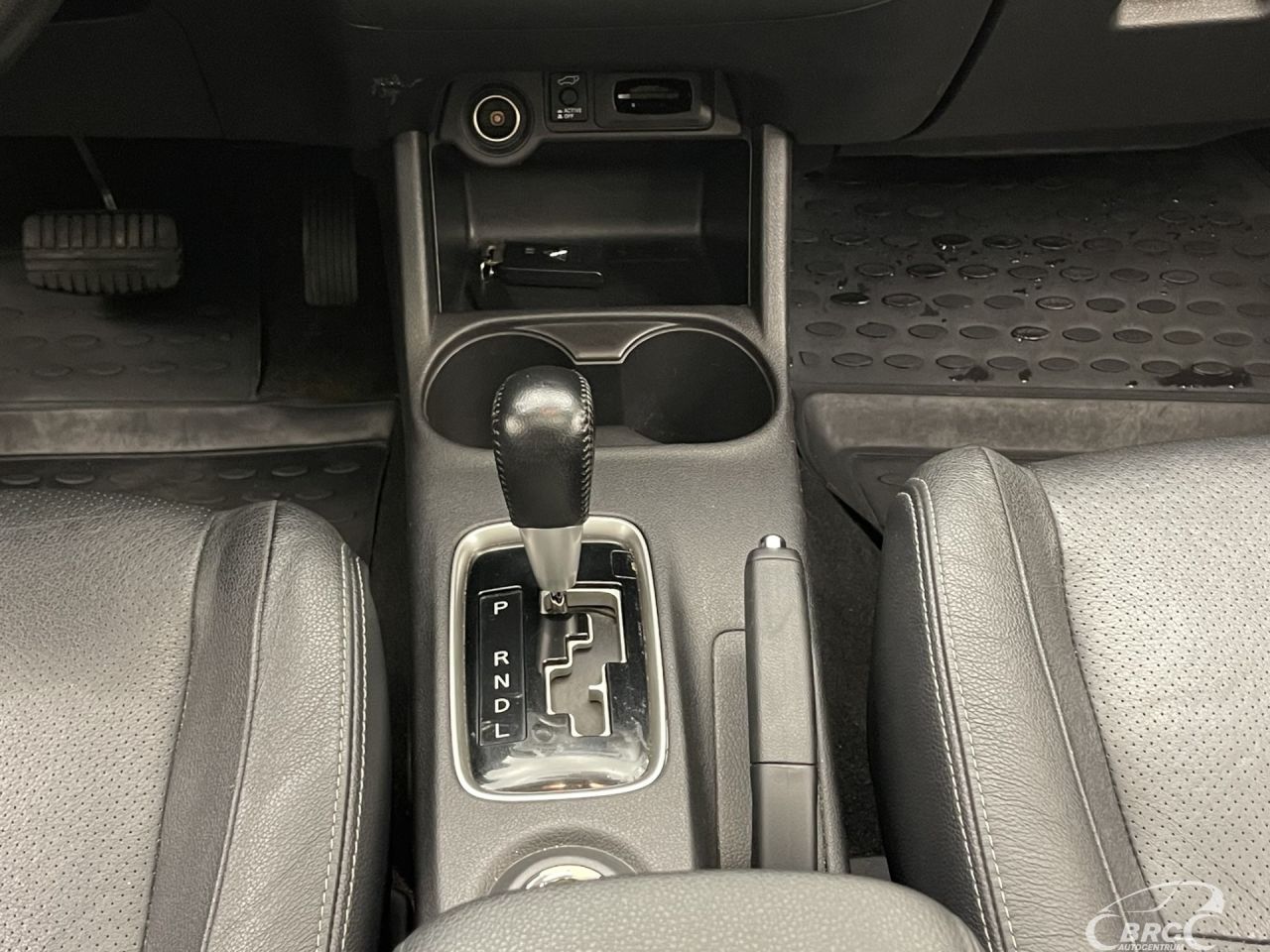 Mitsubishi Outlander | 16