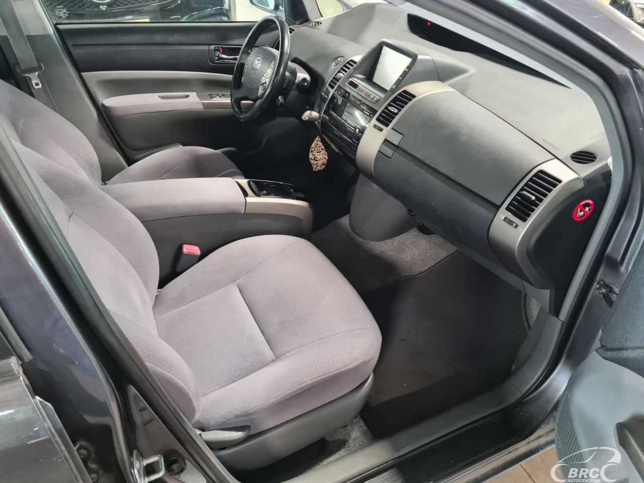 Toyota Prius | 19