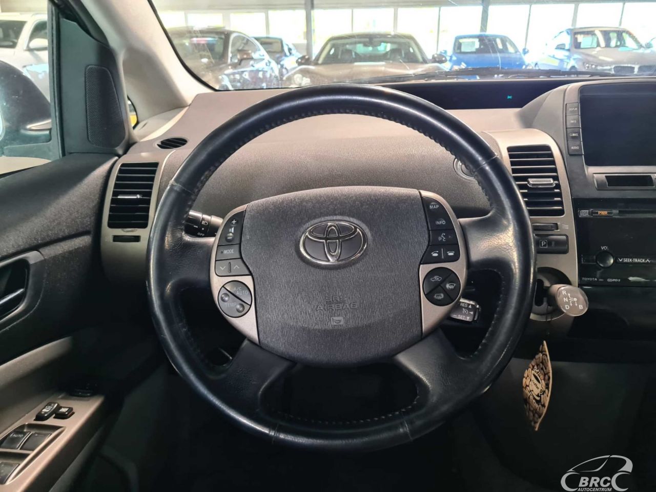 Toyota Prius | 17
