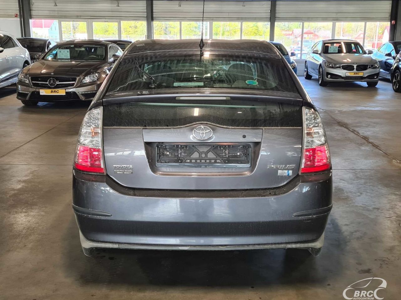 Toyota Prius | 4
