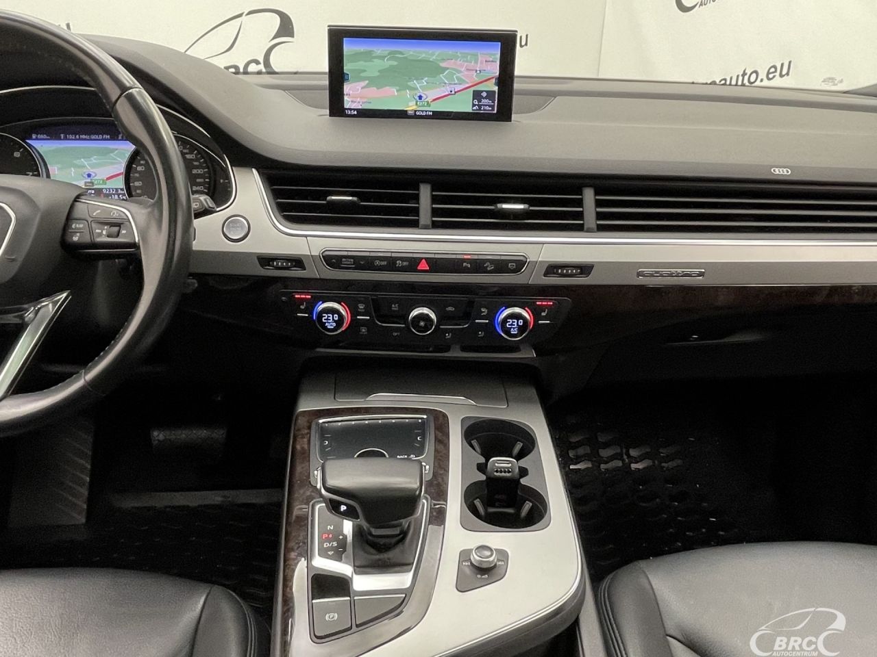 Audi Q7 | 15