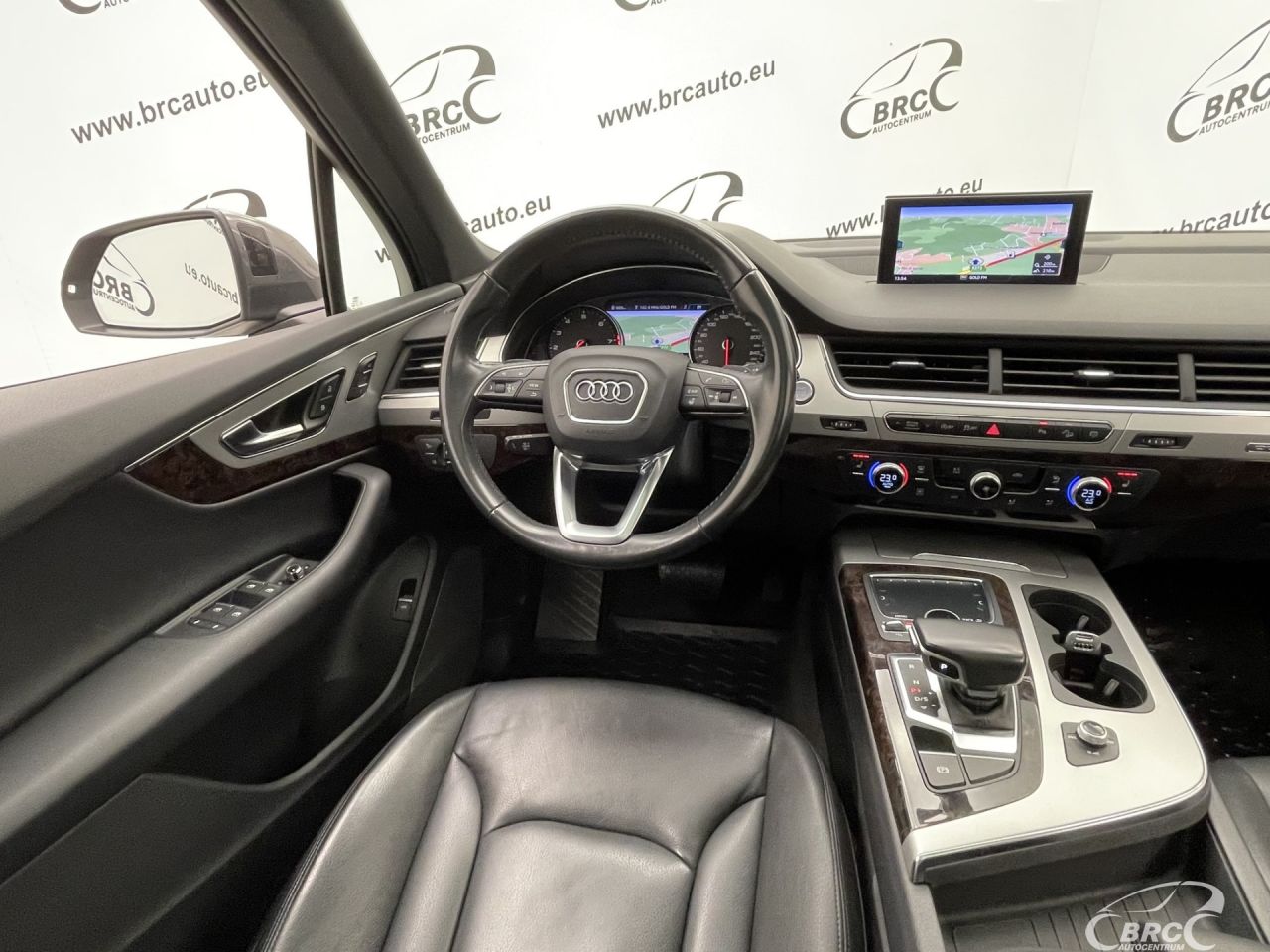 Audi Q7 | 14