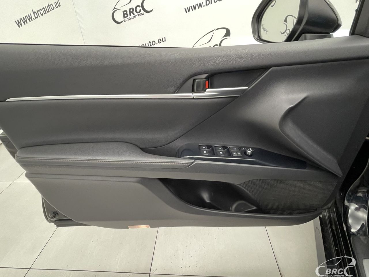 Toyota Camry | 18