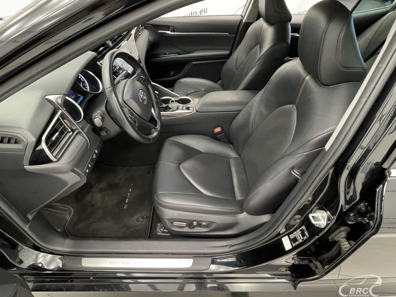 Toyota Camry | 18