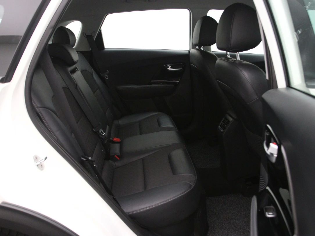 Kia Niro | 14