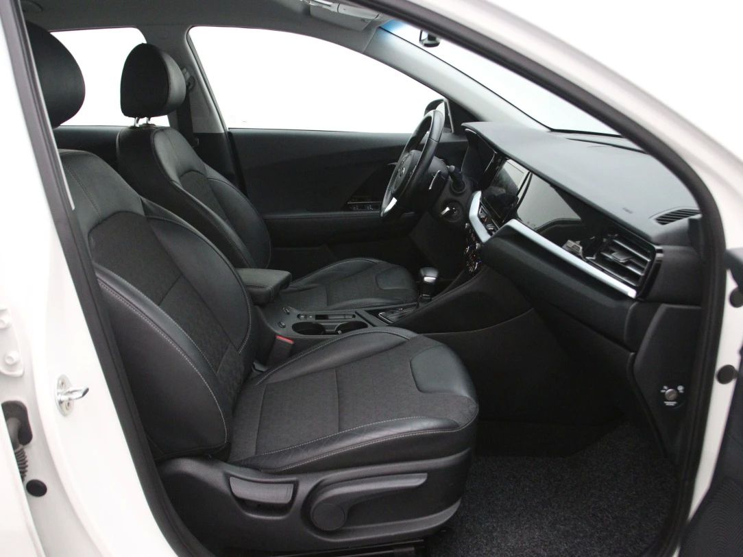 Kia Niro | 13