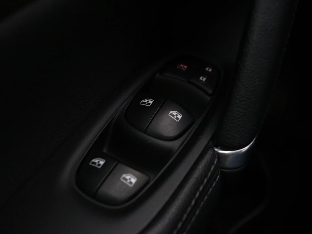 Nissan Qashqai | 25
