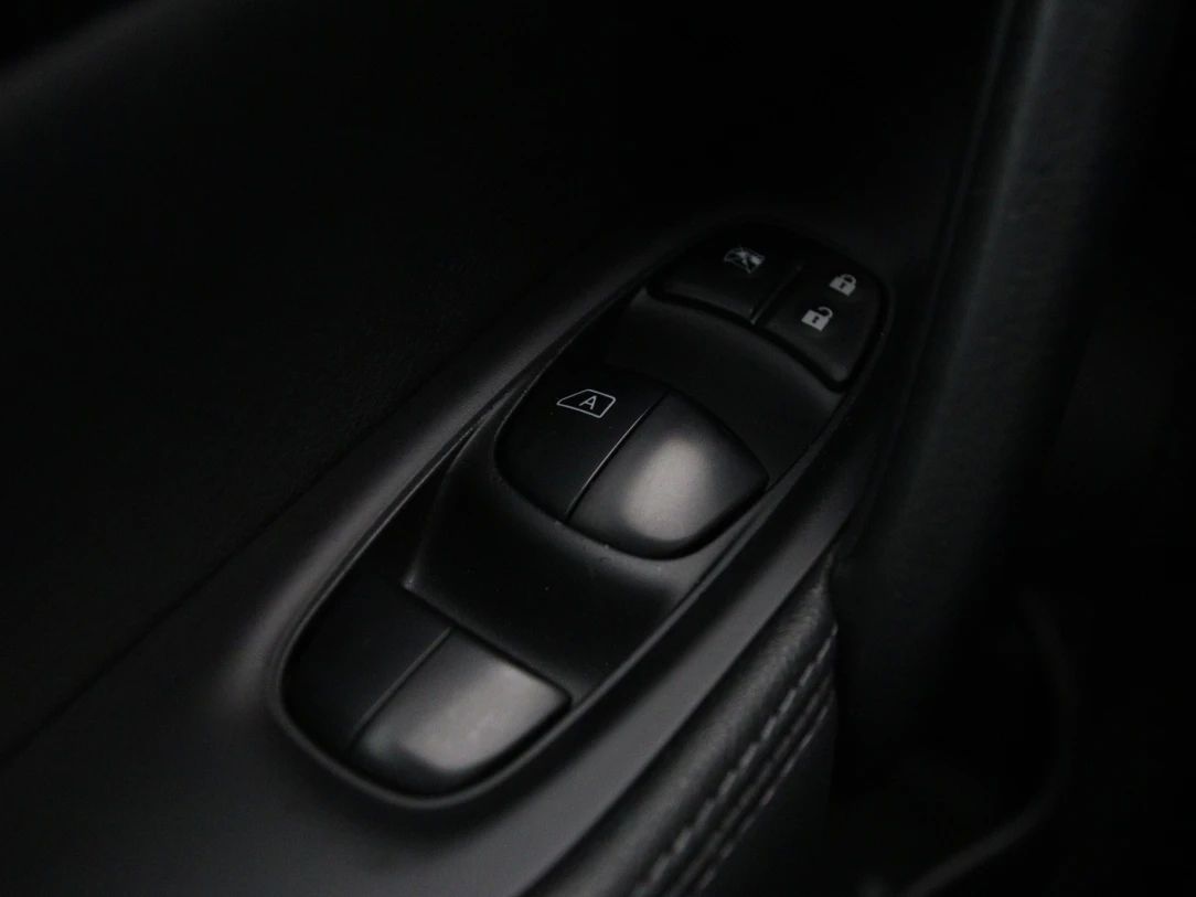 Nissan Qashqai | 25