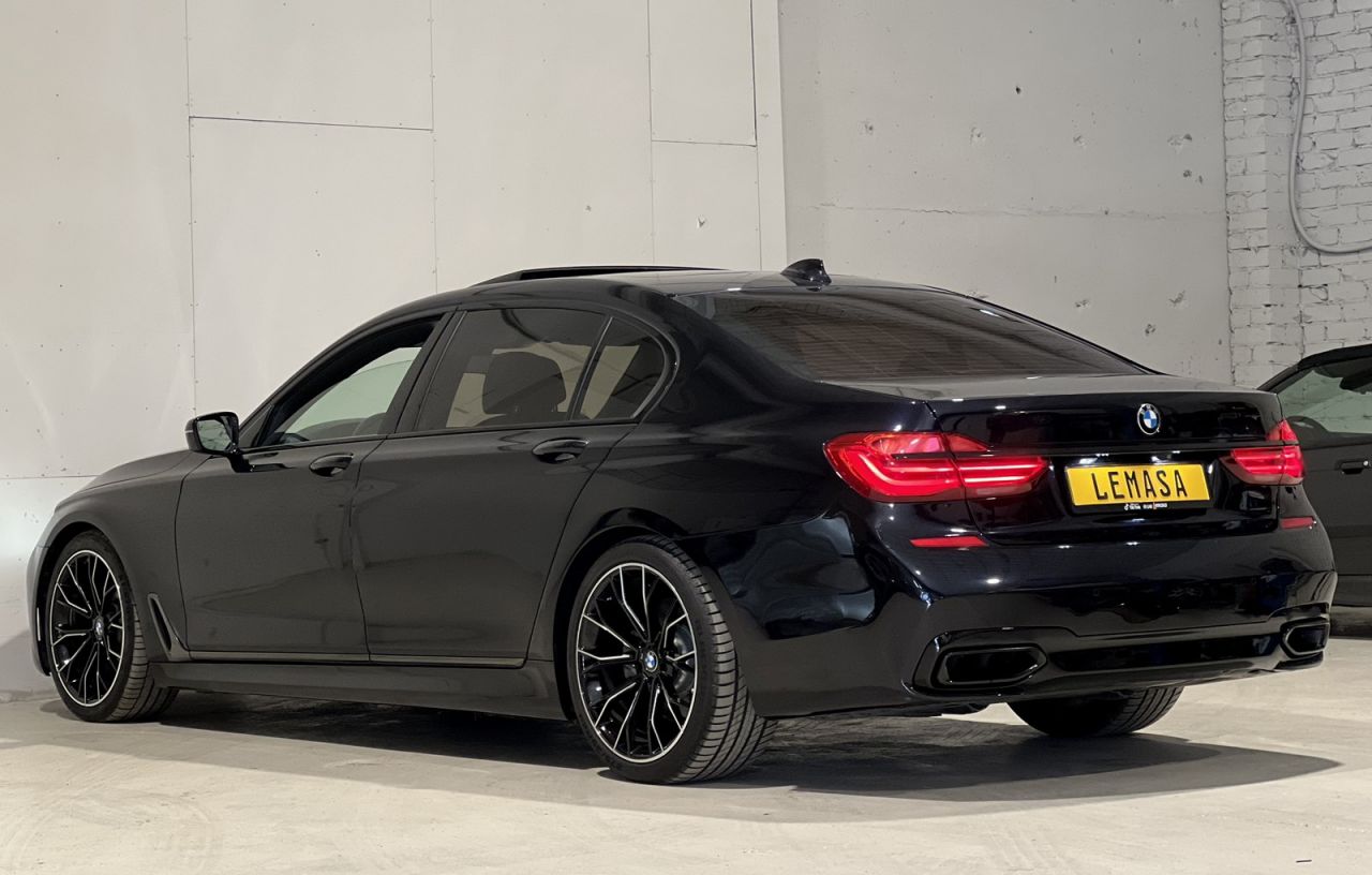 BMW 750 | 3