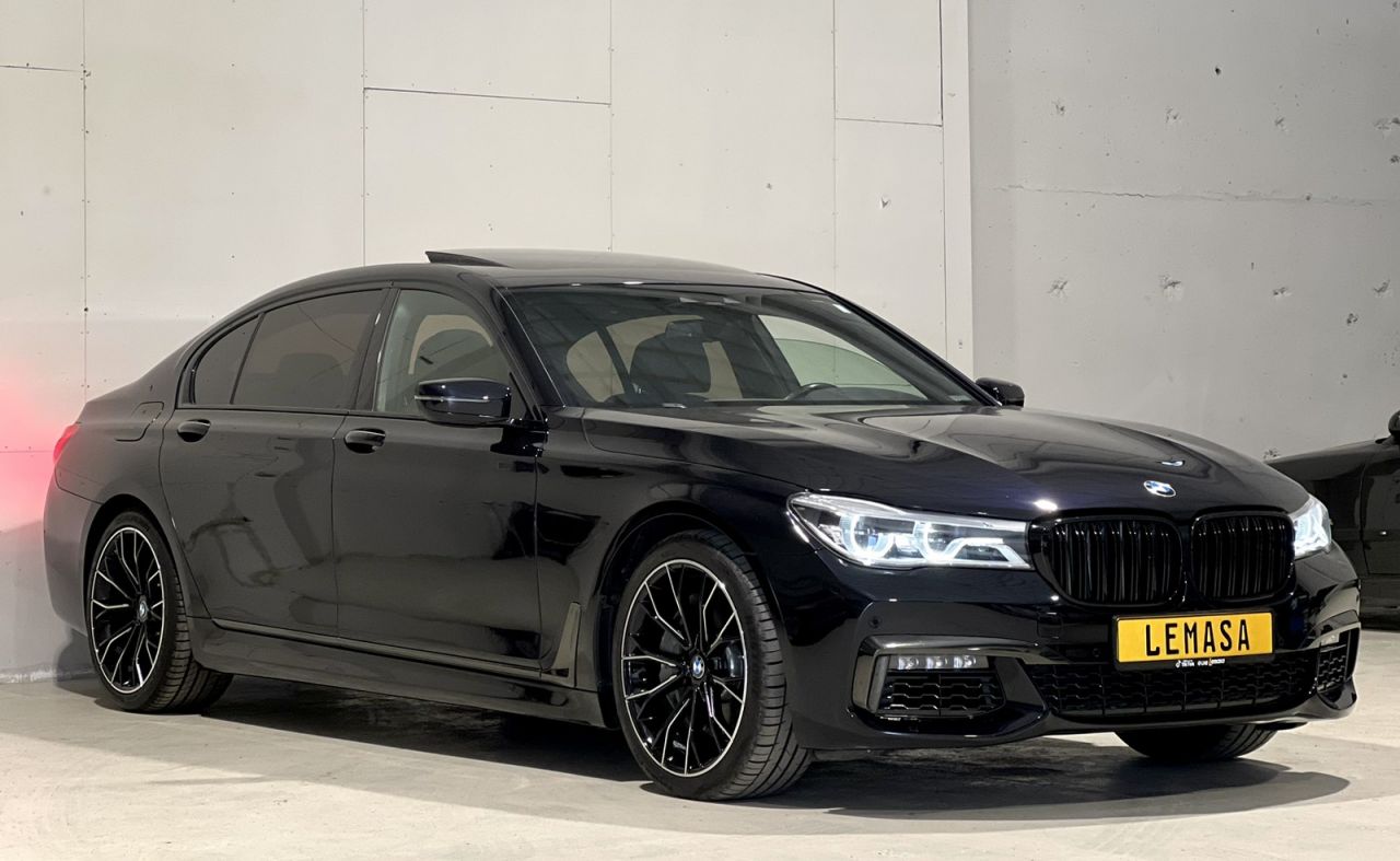 BMW 750 | 1