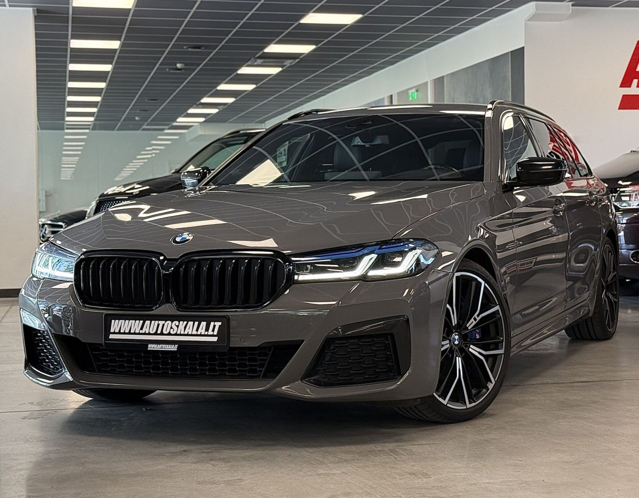 BMW 530 | 25