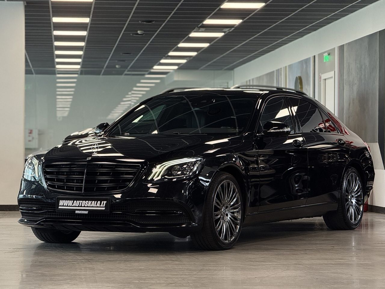Mercedes-Benz S350 | 24