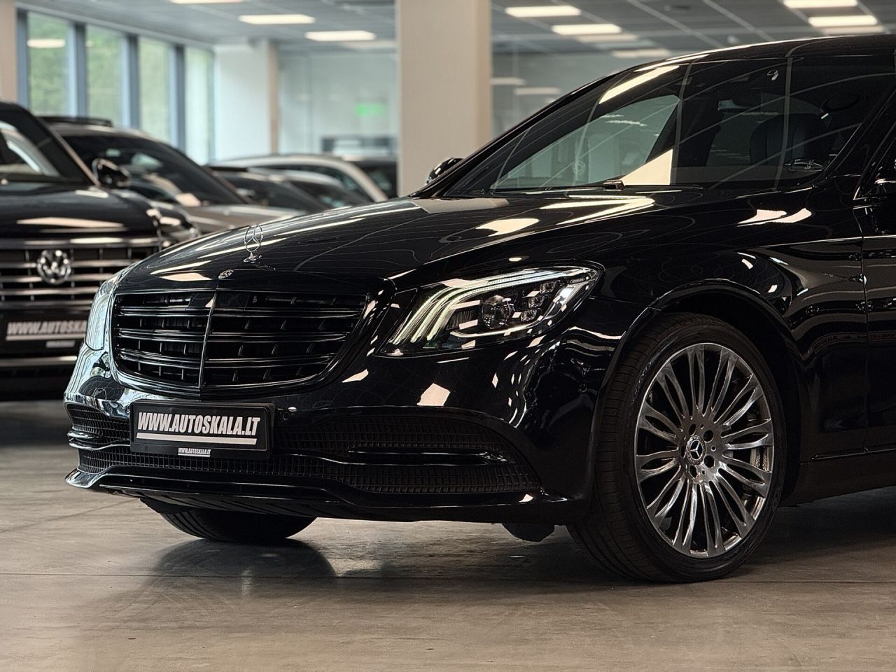 Mercedes-Benz S350 | 7