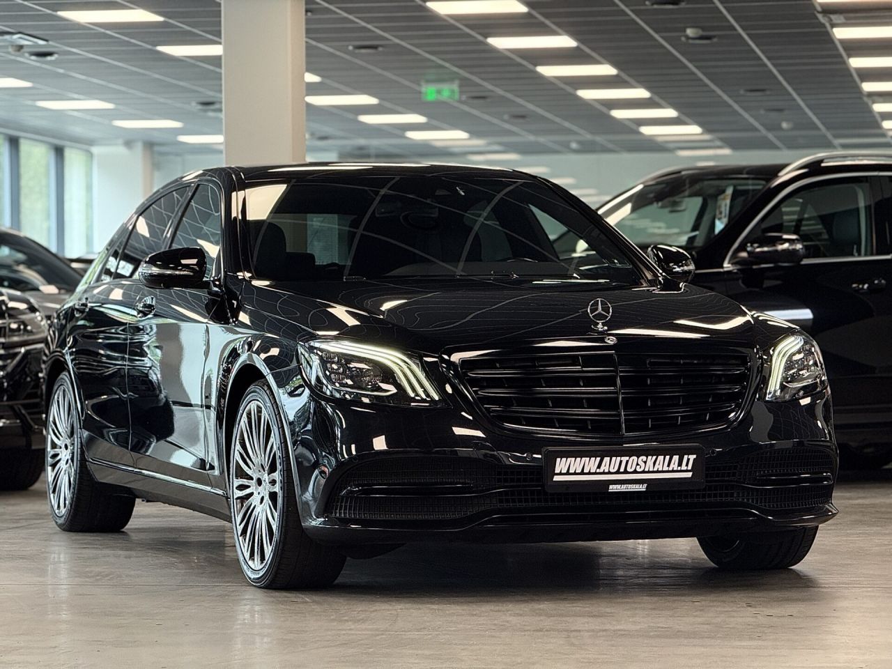 Mercedes-Benz S350 | 23