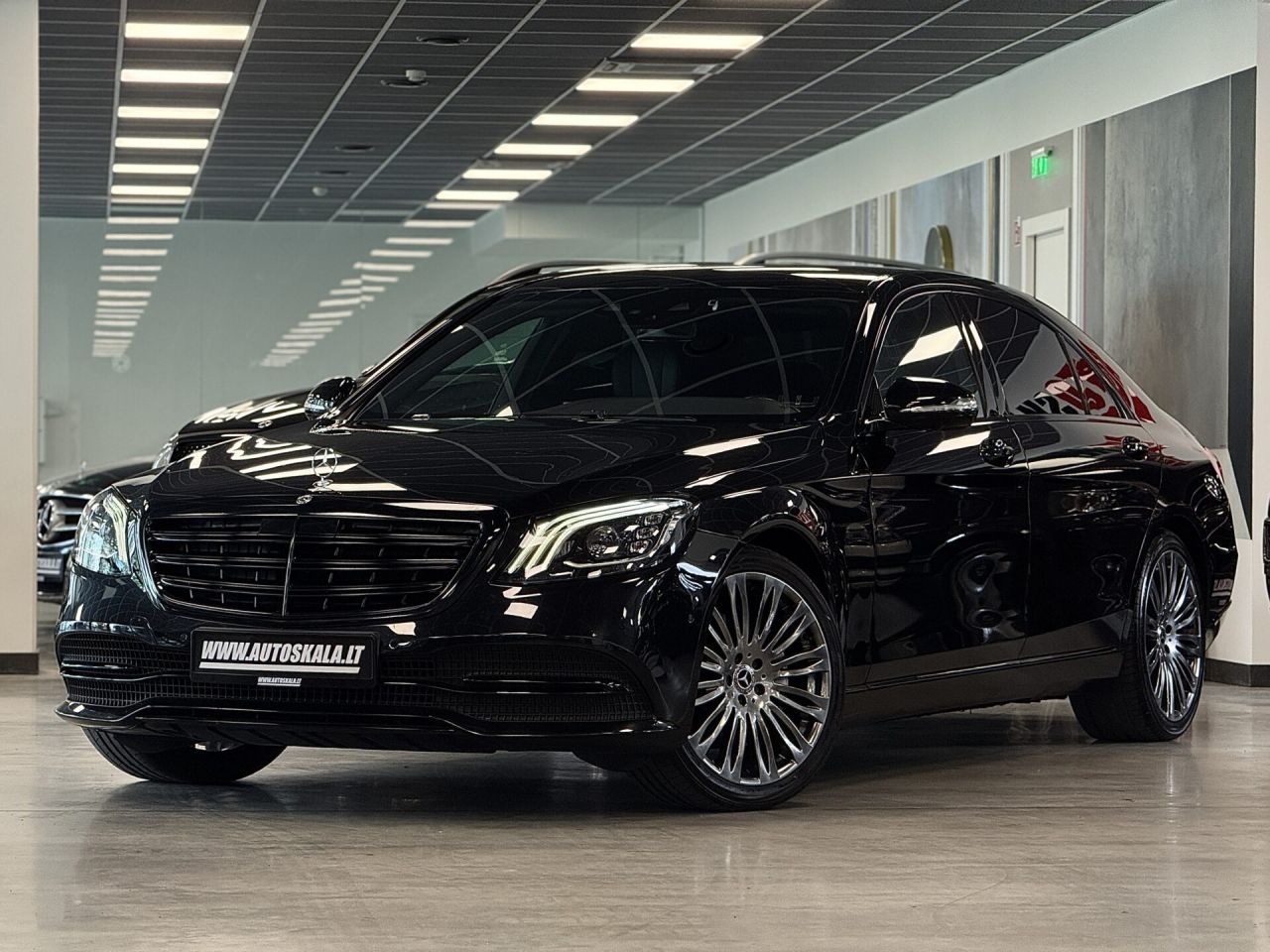 Mercedes-Benz S350 | 11