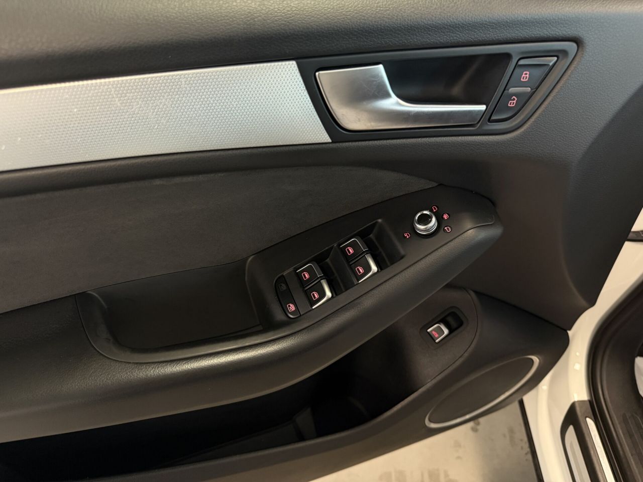 Audi Q5 | 24