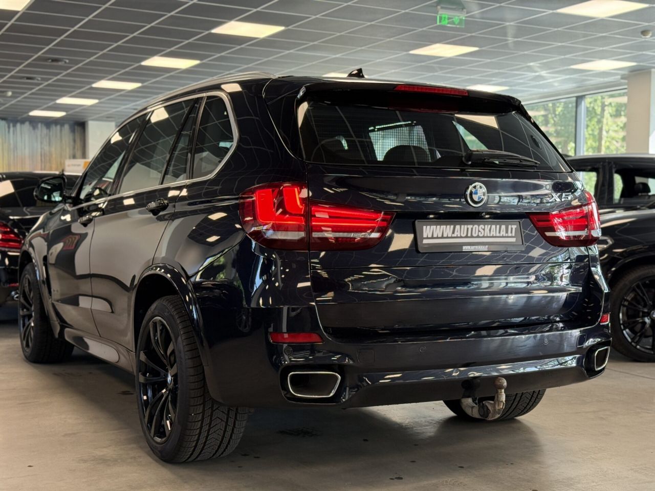 BMW X5 | 30
