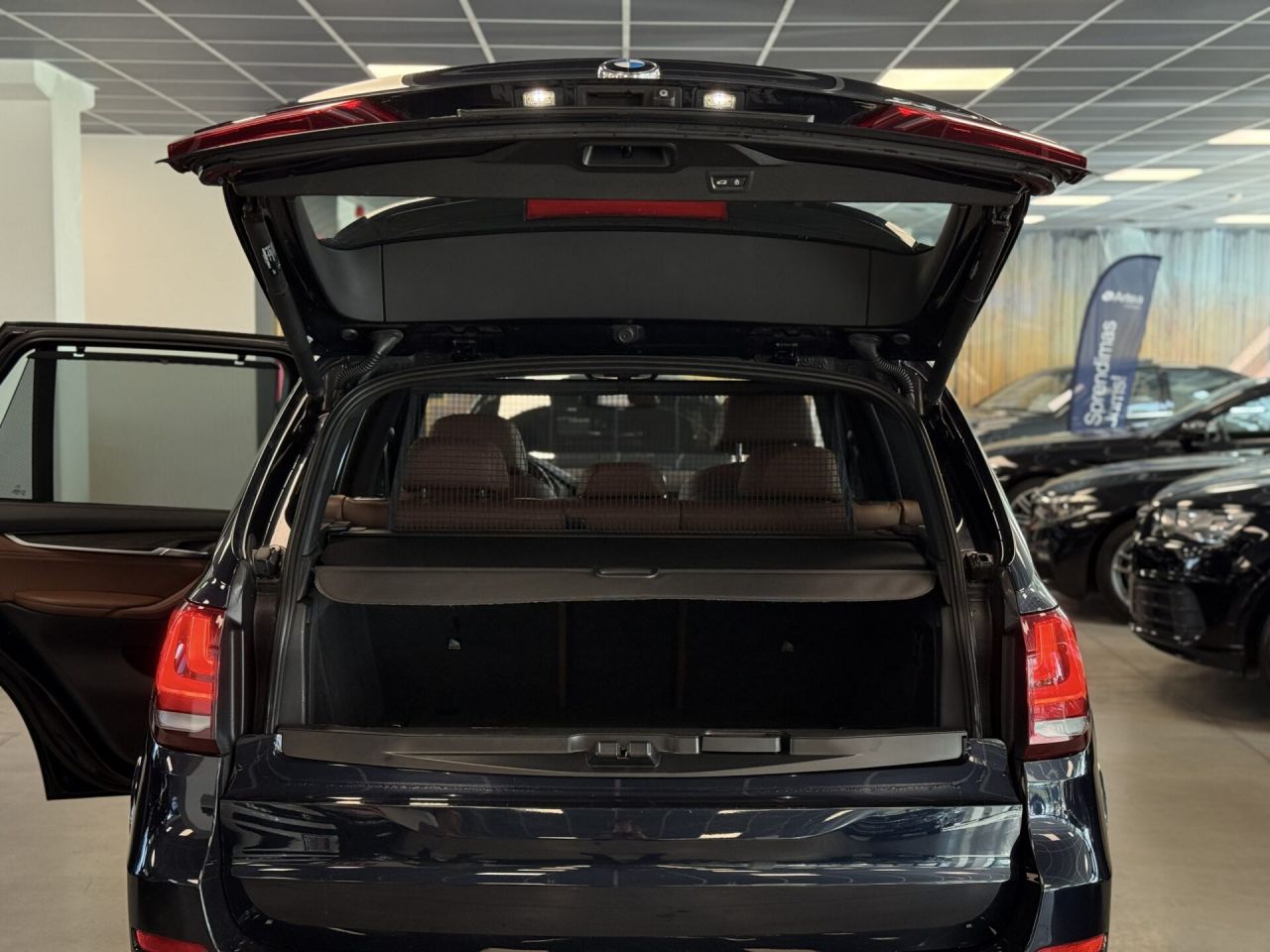 BMW X5 | 33