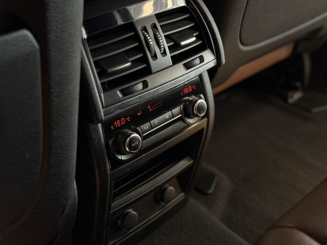 BMW X5 | 35