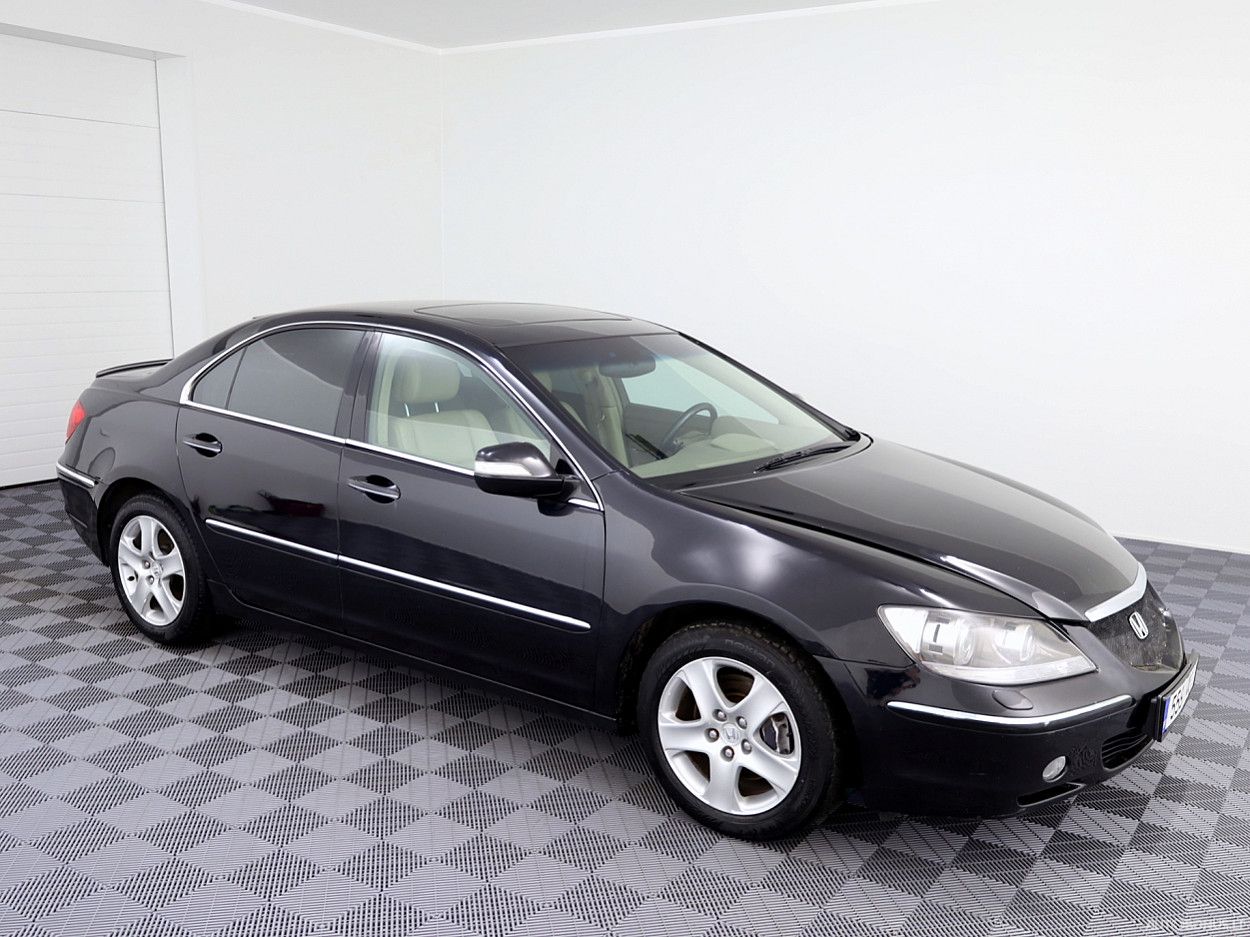 Honda Legend, 3.5 l., saloon