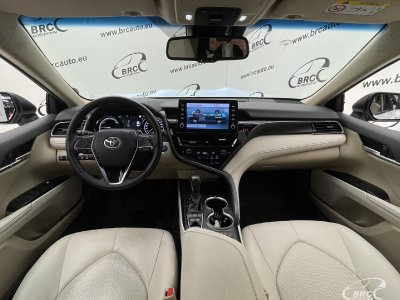 Toyota Camry | 3