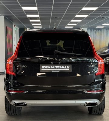 Volvo XC90 | 2