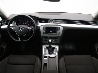 Volkswagen Passat | 1