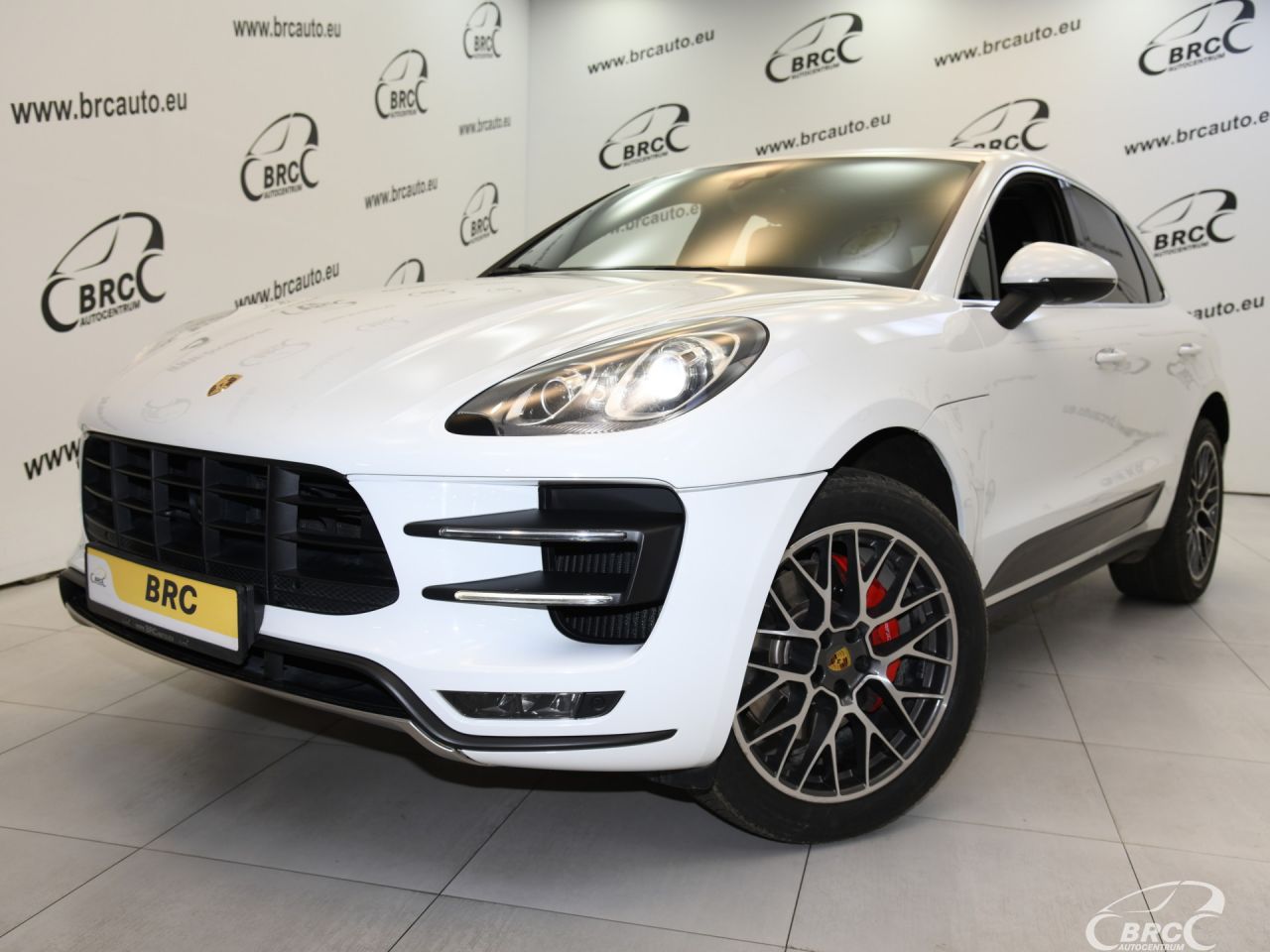 Porsche Macan | 56