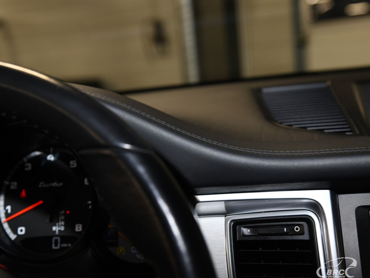 Porsche Macan | 53