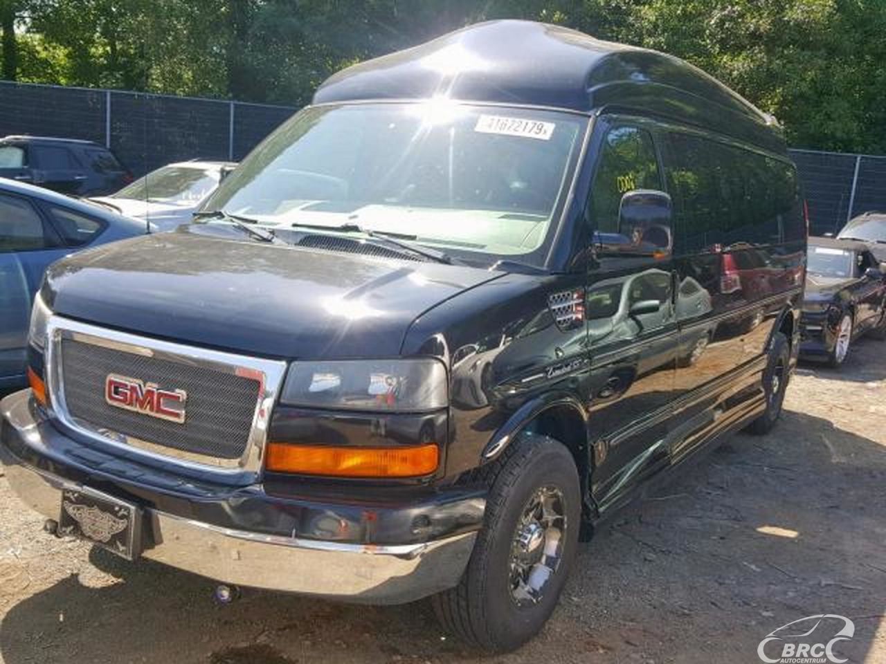 GMC Savana | 54