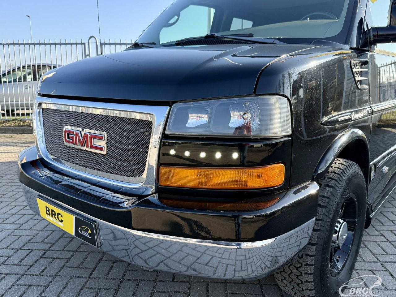 GMC Savana | 47