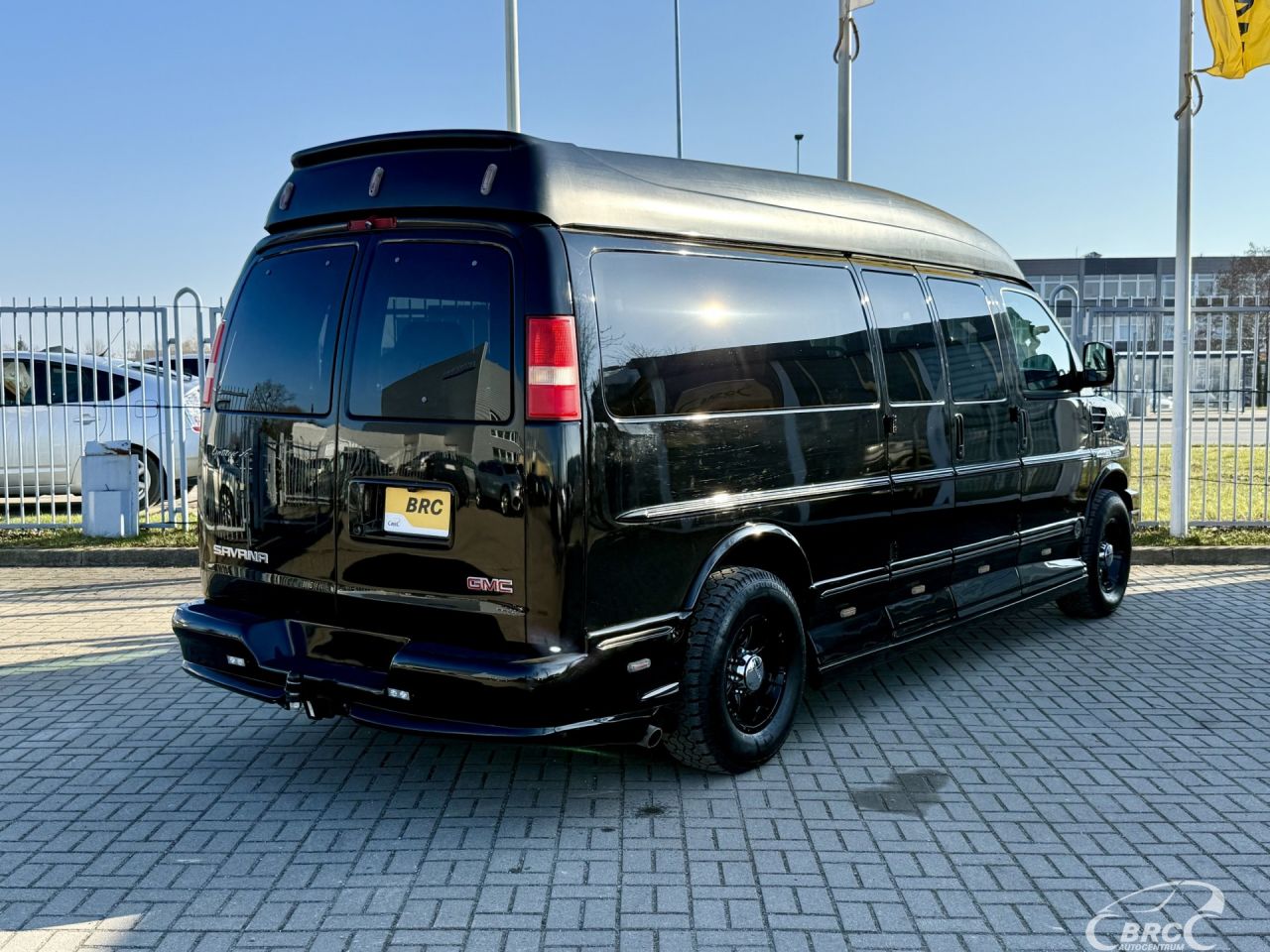 GMC Savana | 1
