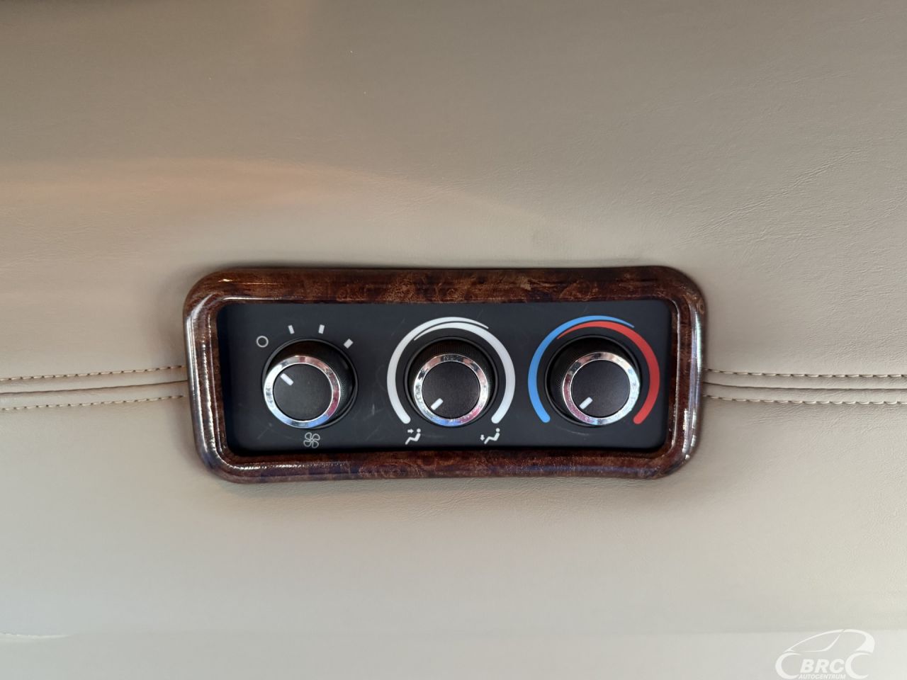 GMC Savana | 22