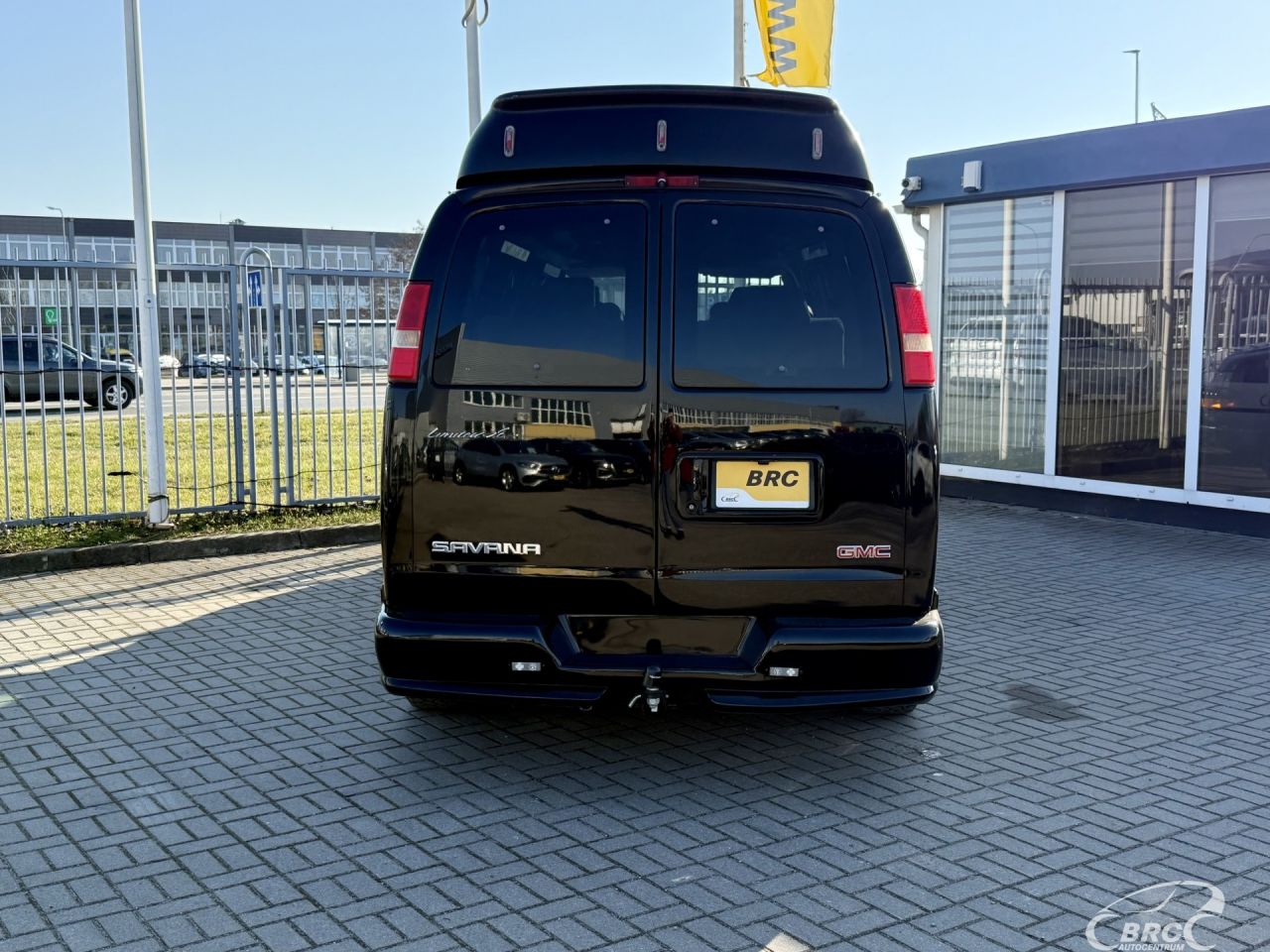 GMC Savana | 49