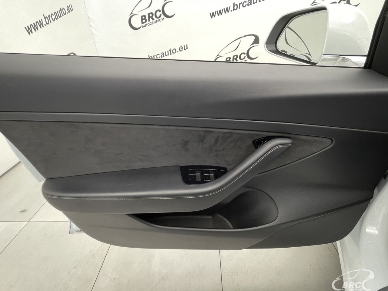 Tesla Model 3 | 15