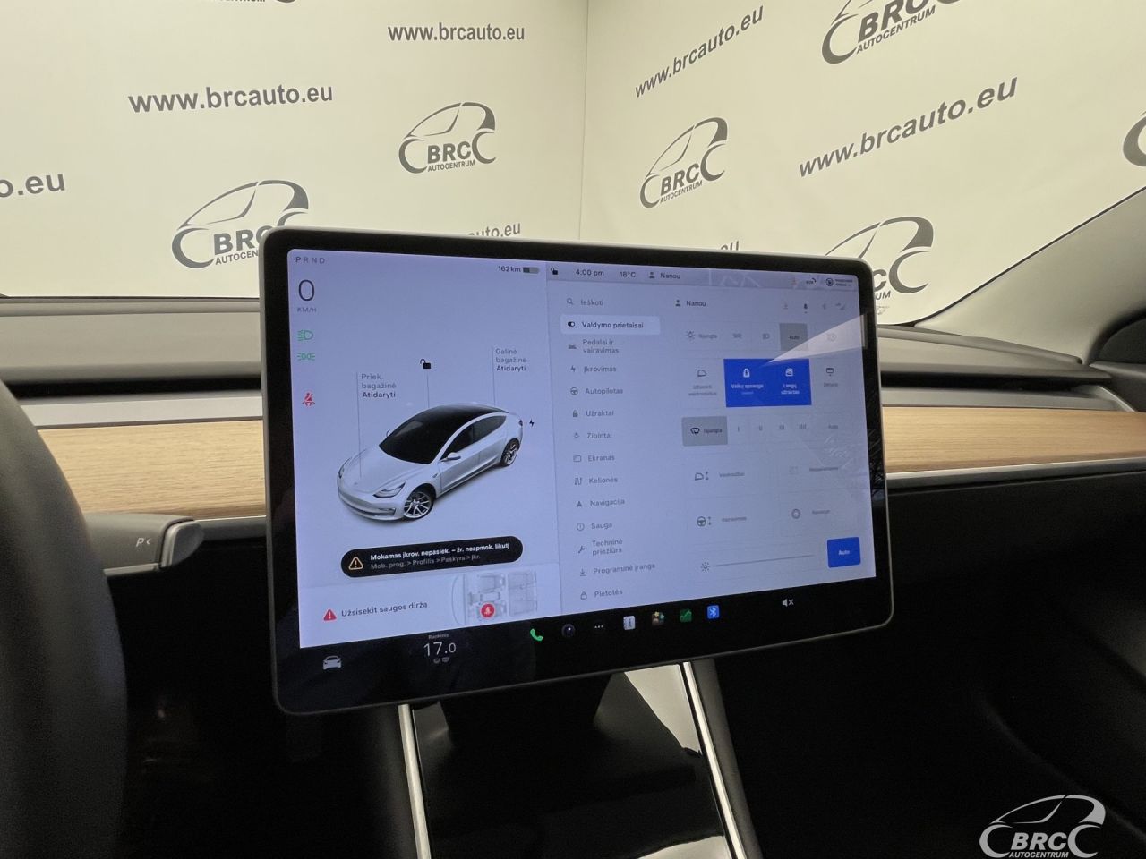 Tesla Model 3 | 28