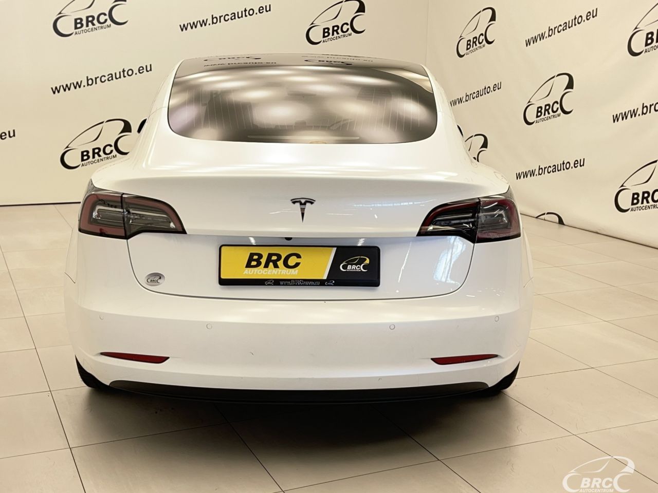 Tesla Model 3 | 37